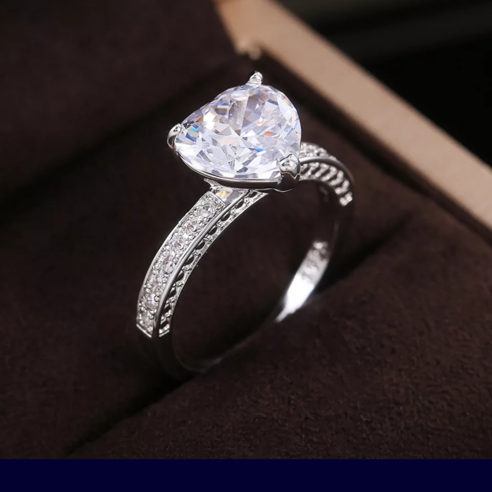 Sterling silver ring - Picture 3 of 4